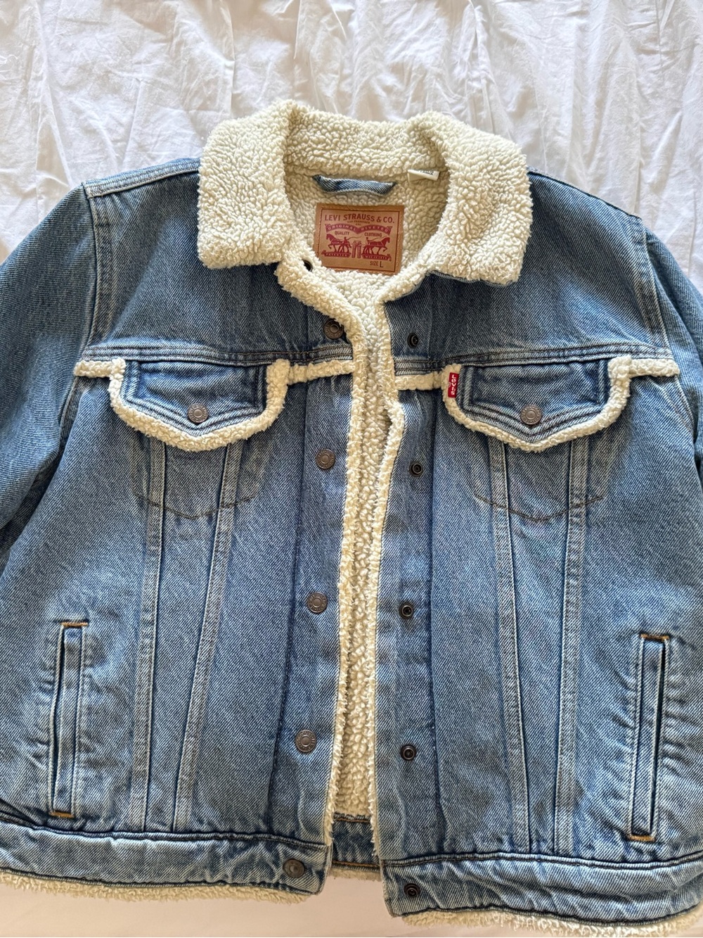 Levi’s Sherpa Denim Jacket - Women’s size Large